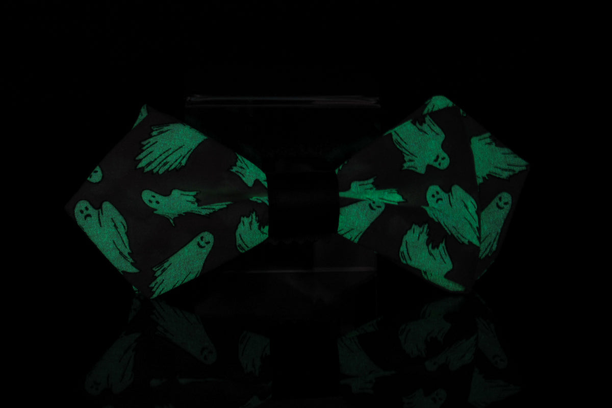 Glow In The Dark Ghosts Millennial Pink Bow Tie Bow Tie Oh, Heart!