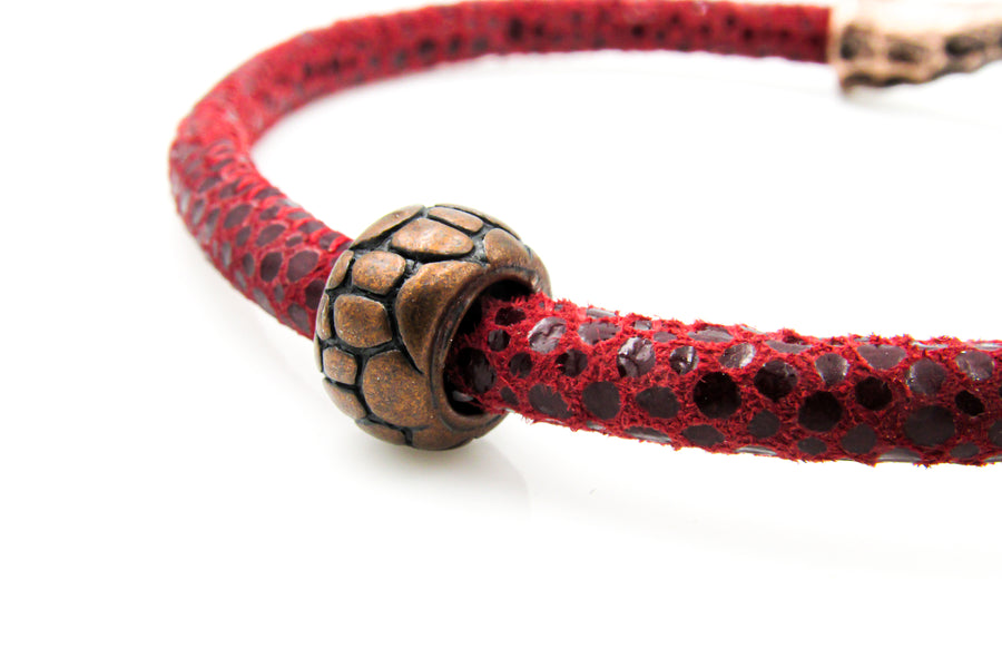 Magnetic Tentacle Clasp Red Patterned Suede Bracelet Bracelets Oh, Heart!