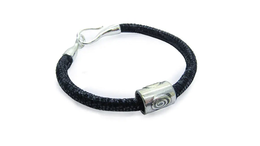 Minimalist Black and Silver Patterned Suede Leather Cord Bracelet Bracelets Oh, Heart!