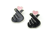 Korean 손가락 하트 Finger Heart Black and Pink Enamel Pin