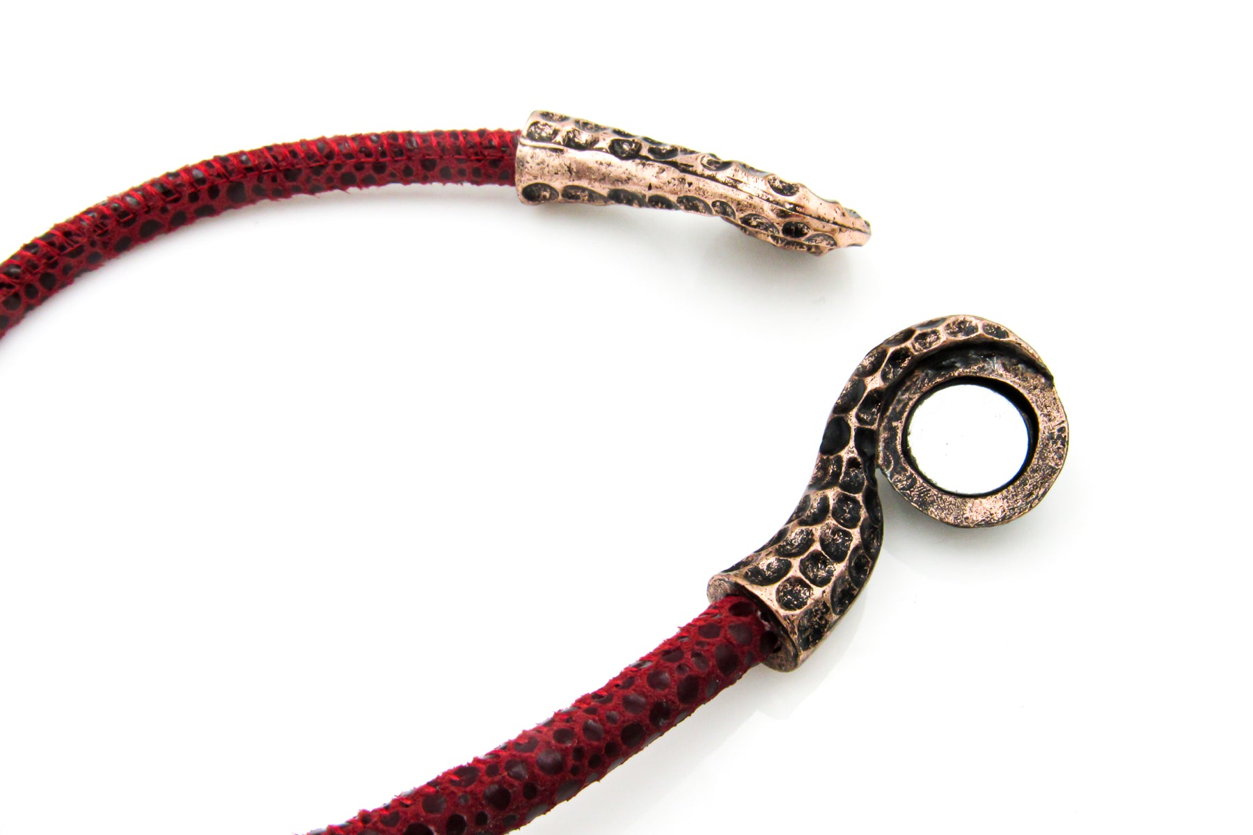 Magnetic Tentacle Clasp Red Patterned Suede Bracelet