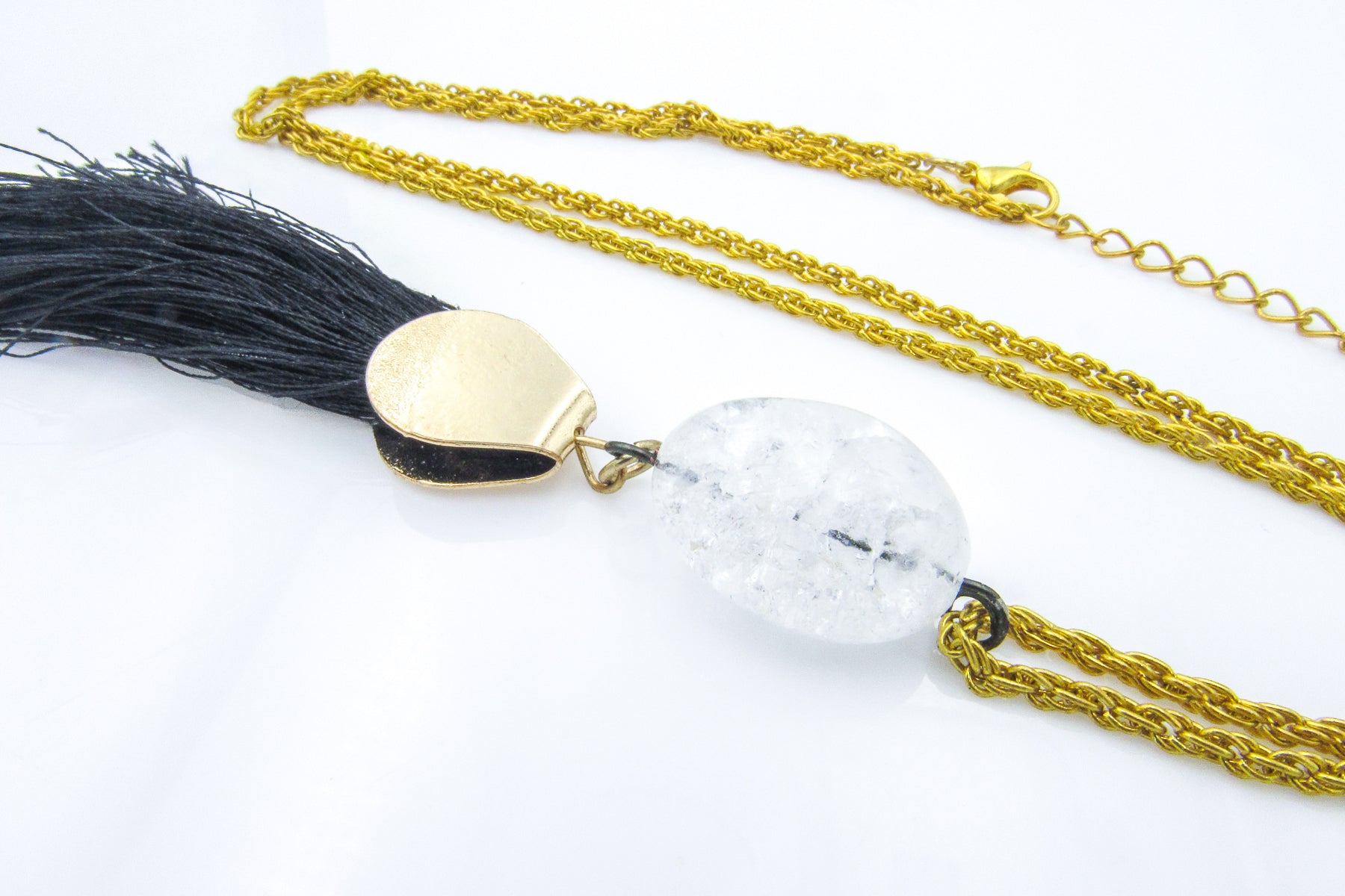 Cracked Quartz Pendant with Tassel Rope Chain Necklace